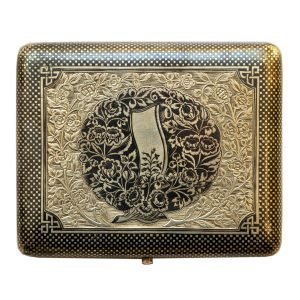 Osmanlı Bitlis Tuğralı Savatlı Gümüş Sigara Tabakası - 19yy. - 1901 tarihli - Abdülhamid Tuğralı, çiçek gravürlü - Ağırlık:163gr - Ebat:104x85x18 mm -2-